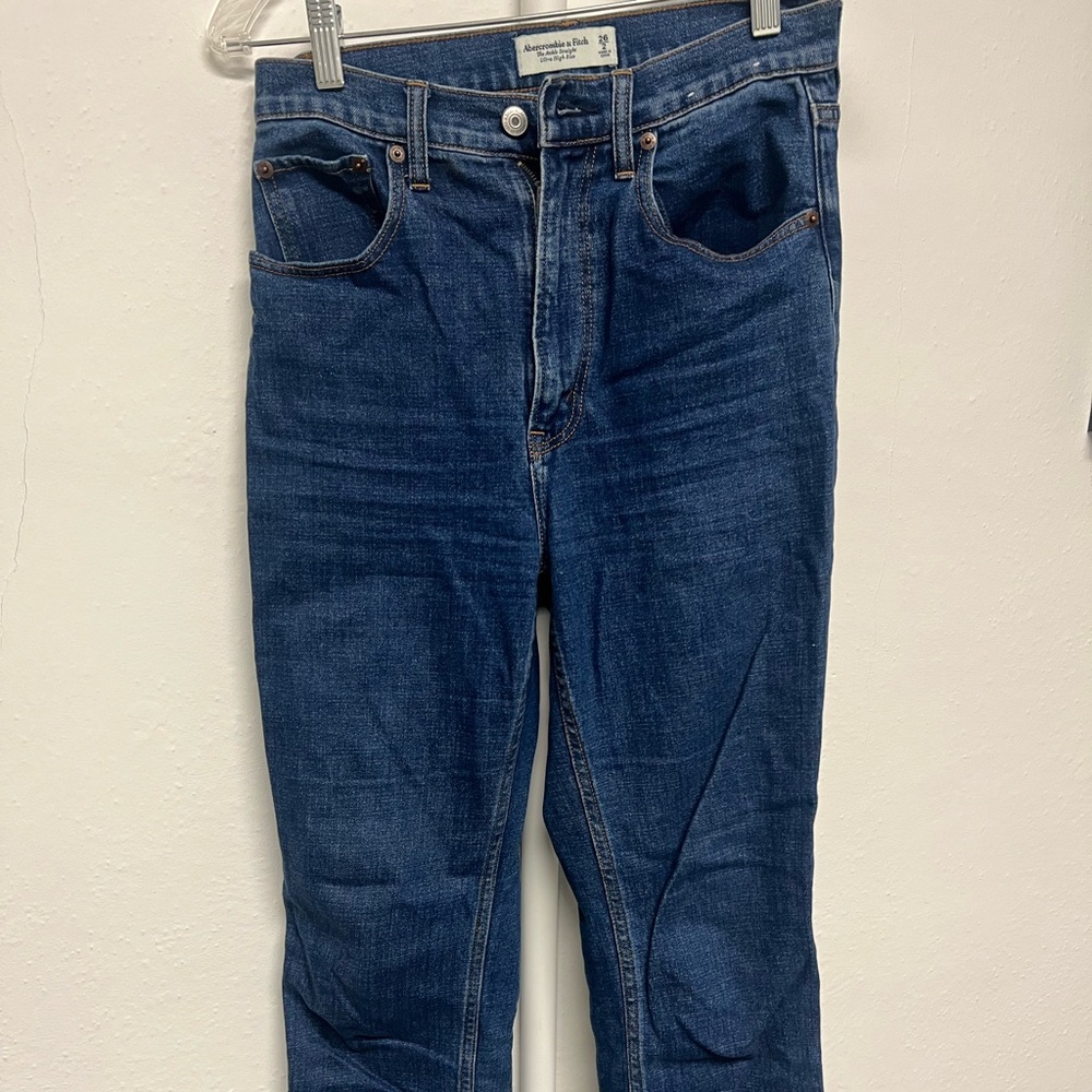 Women’s Abercrombie Ultra High Rise Straight Ankle Jeans